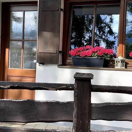 Gemutliche Direkt Am See アパート